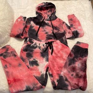 Like New Tie Dye Sweat Set